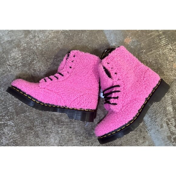 New Womens Dr. Martens 1460 8 Eye Boot UK 3 US 5 Lux Borg Fuzzy Pink Doc - Picture 2 of 8
